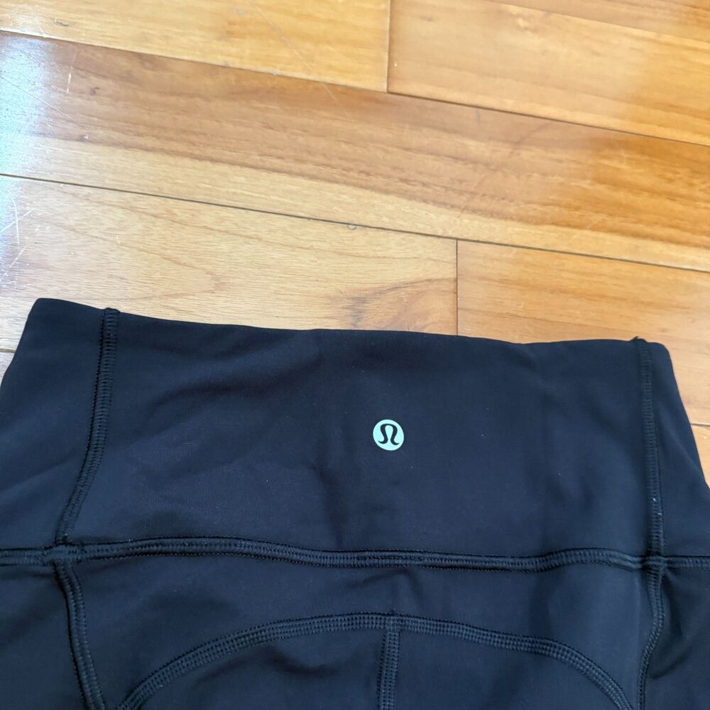 Women Lululemon All The Right Places Crop II *23" Black Size 4 Athletic Running - Picture 7 of 9